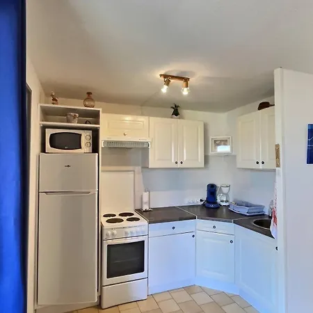 Charv Apartment *